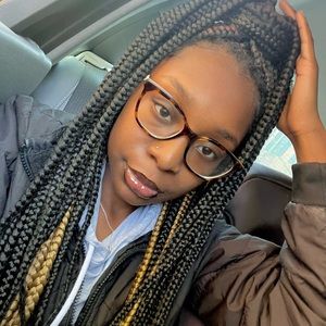 Meet your Posher, Chandrea